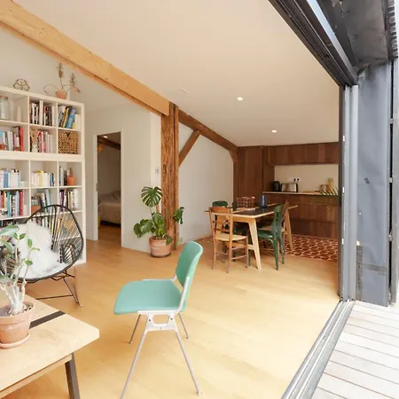 Design Avec Terrasse Et Clim' - Centre Daire